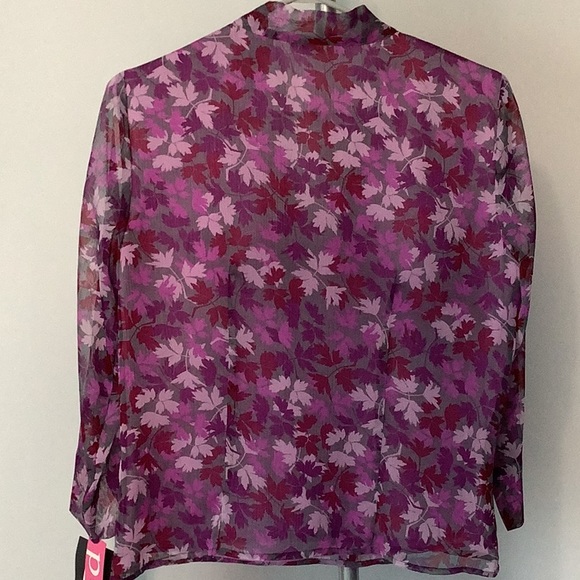 ⭐️HP⭐️LIZ CLAIBORNE Floral Blouse - Picture 2 of 15